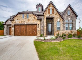 701 Copperleaf Dr, Midlothian, TX 76065
