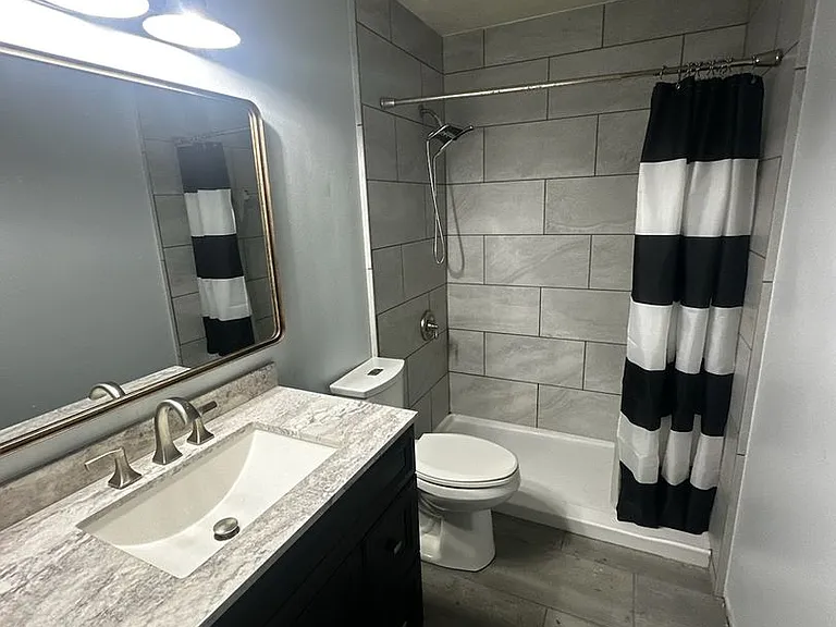 4151 SE 21st Ct — Photo 5