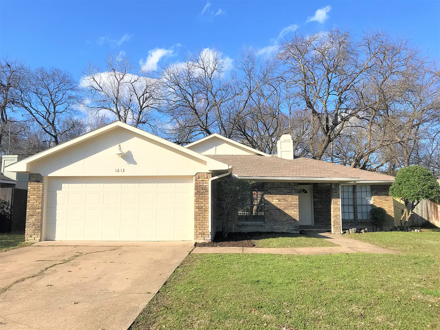 3 bed, 1582 sqft, $2,295 — Photo 1