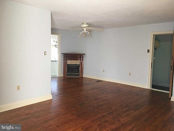 4th image of 125 Conewago Park Dr