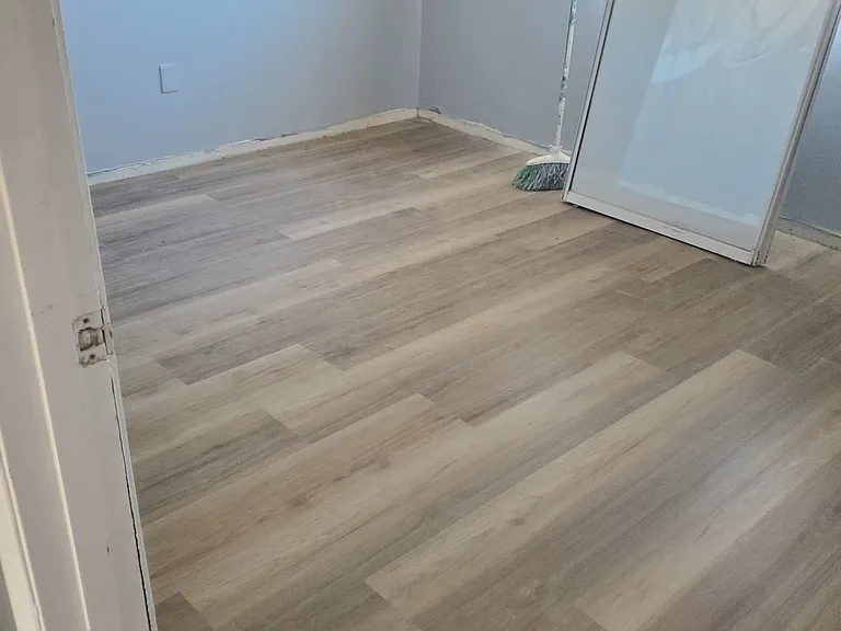 15565 Topango Rd — Photo 2