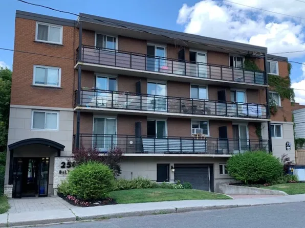 251 Bolton St #203, Ottawa, ON K1N 5B5