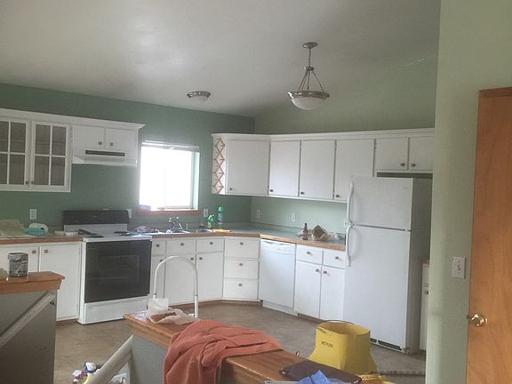 Kitchen(sorry for clutter)