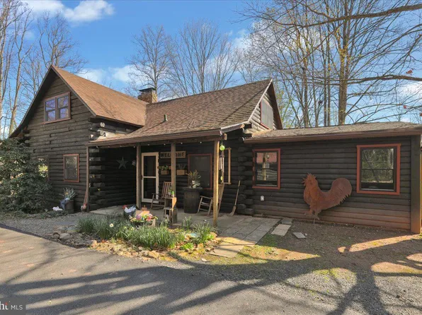 5053 Lakewood Dr, Mohnton, PA 19540