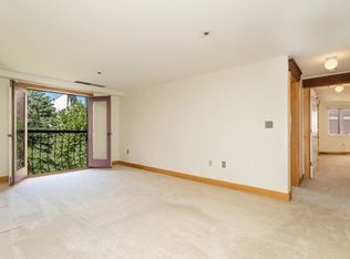 100 Fulton St APT 3S, Boston, MA 02109