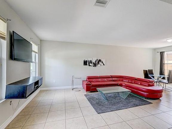 1124 SW 146 Terrace, Pembroke Pines, FL 33027