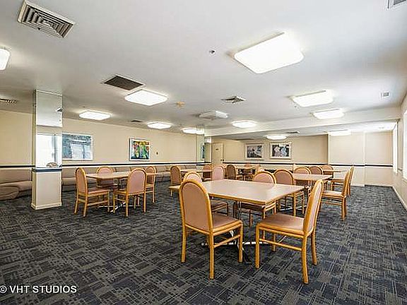 3rd image of 4545 W Touhy Ave APT 404