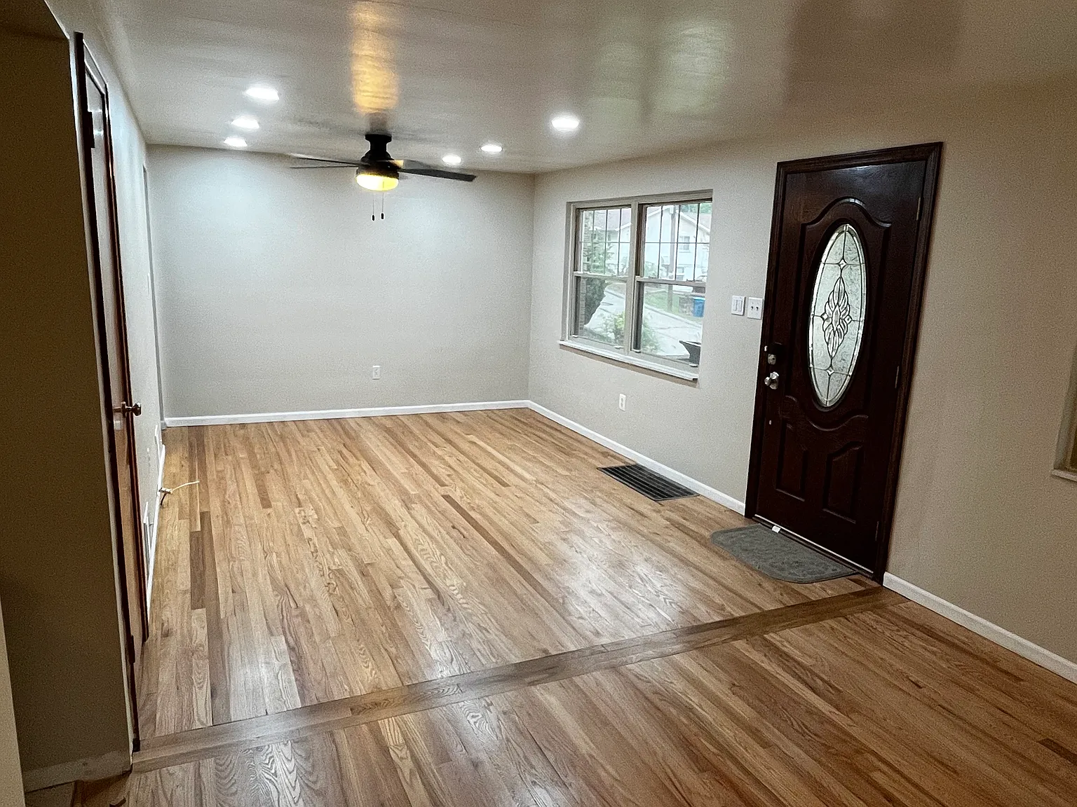 3 bed, 1400 sqft, $1,700 — Photo 4