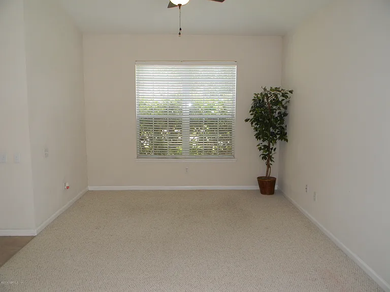 10599 Roundwood Glen Ct — Photo 2