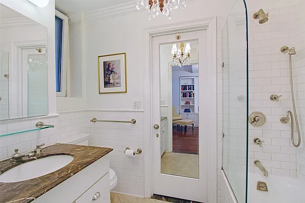 Sold by Corcoran | media 19