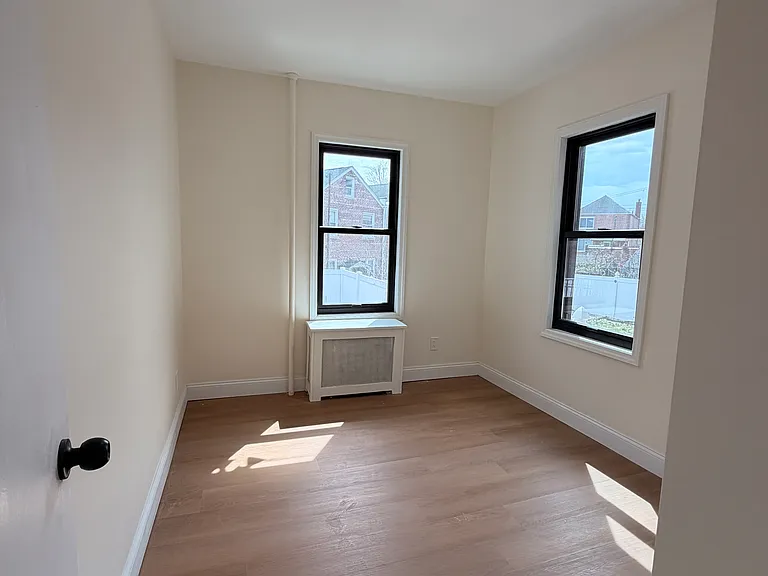 2328 Esplanade #1R — Photo 6