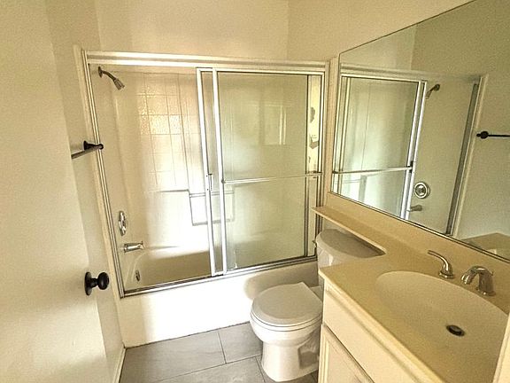 5th image of 6331 Los Robles Ave APT 6