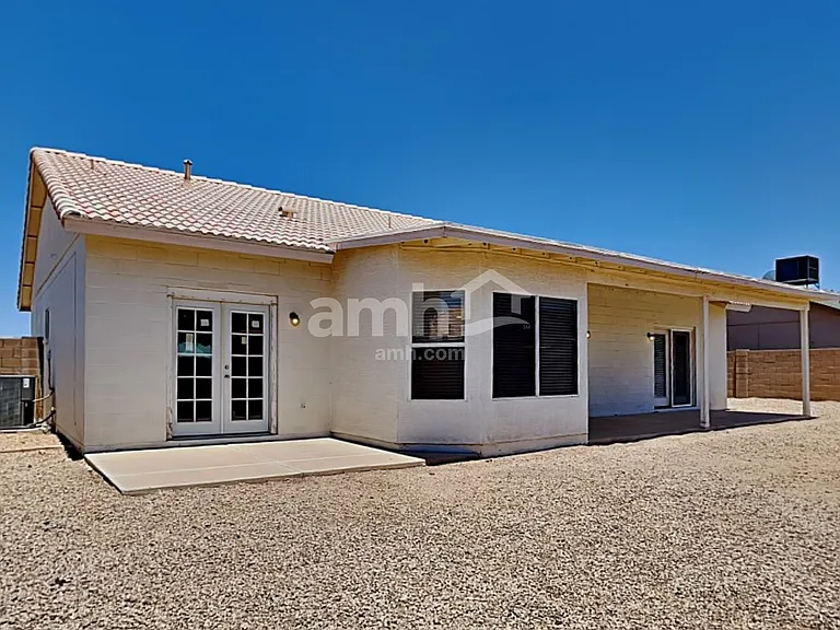 10235 W Missouri Ave — Photo 21
