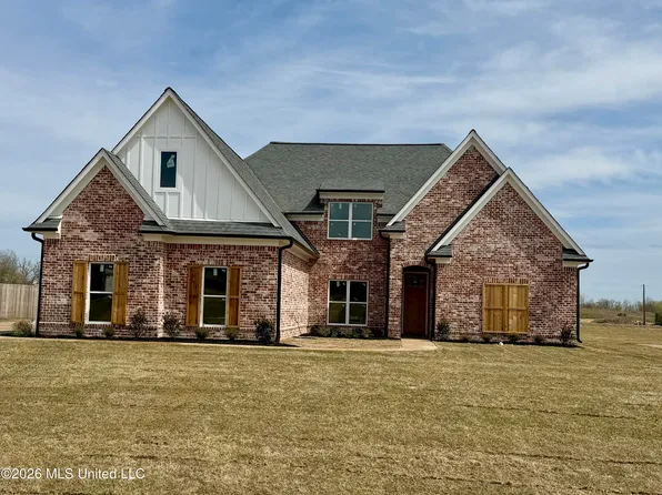 1716 Bakersfield Way, Nesbit, MS 38651