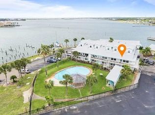 71 Nassau Dr APT 403, Rockport, TX 78382
