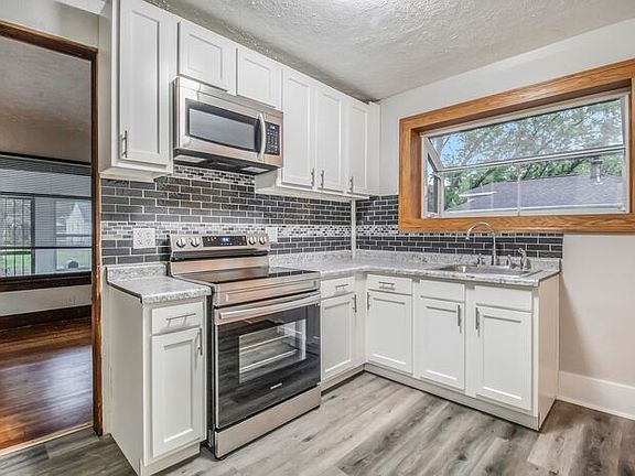 3rd image of 548 Dayton Ave