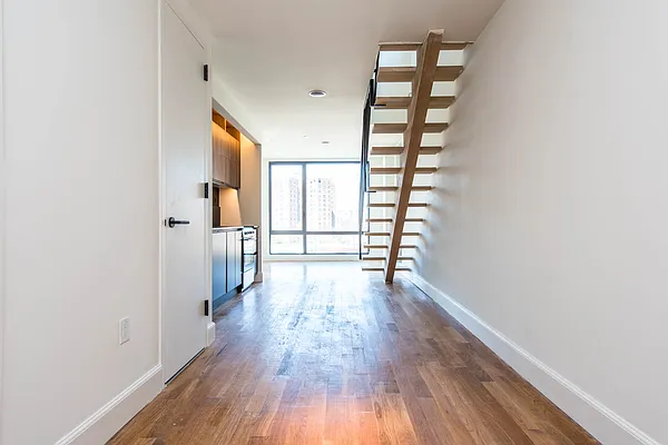 Rented by Nooklyn NYC LLC | media 131