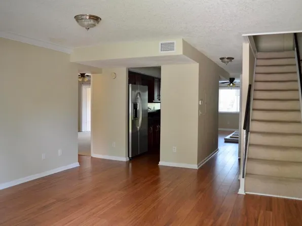 5375 Ortega Farms Blvd Unit 212, Jacksonville, FL 32210