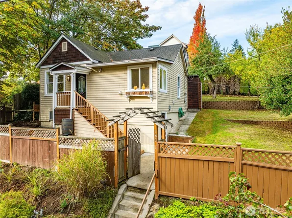 1801 Martin Luther King Jr. Way, Seattle, WA 98122