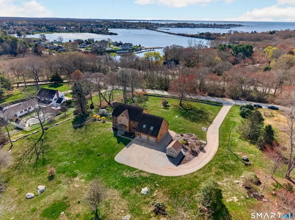 14 Bradford Road, Stonington, CT 06378