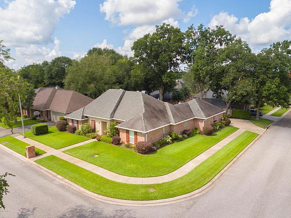 4th image of 107 Water Birch Ln