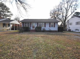 225 Mohawk Dr, Paducah, KY 42001