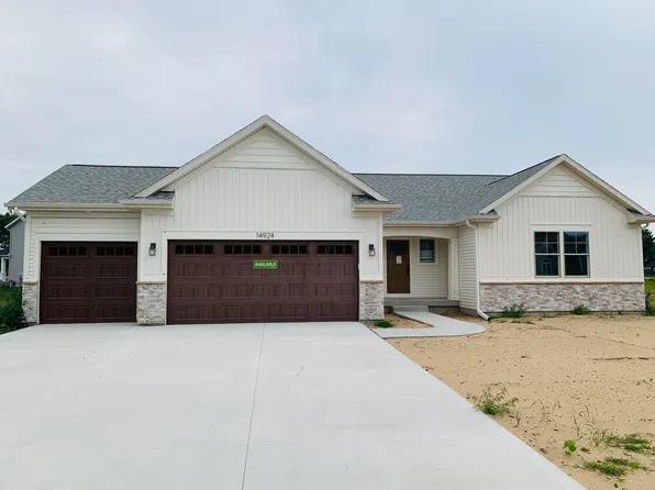 14924 Timberpine Ct, Holland, MI 49424