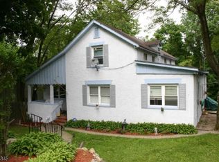 9 Cedarbrook Rd, Hewitt, NJ 07421