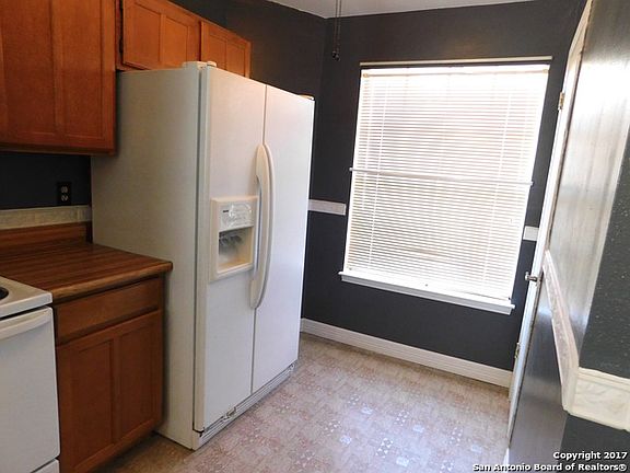 5th image of 13234 Larkfield Dr