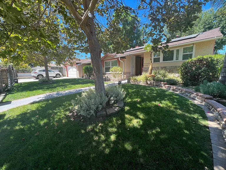 15735 Superior St — Photo 5