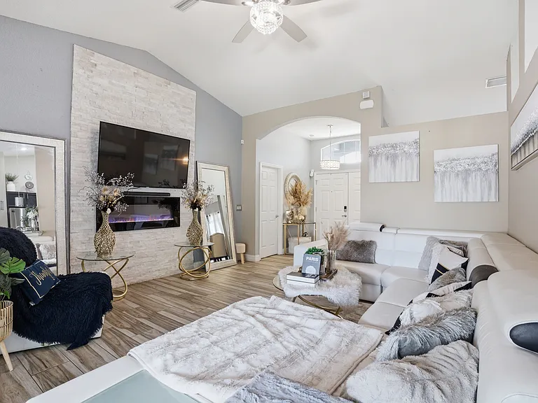 4937 SW 98th Pl — Photo 7