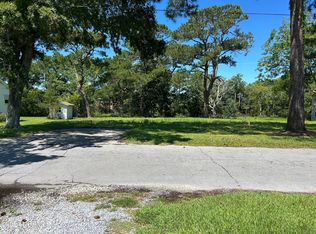 104 Chestnut Drive, Beaufort, NC 28516