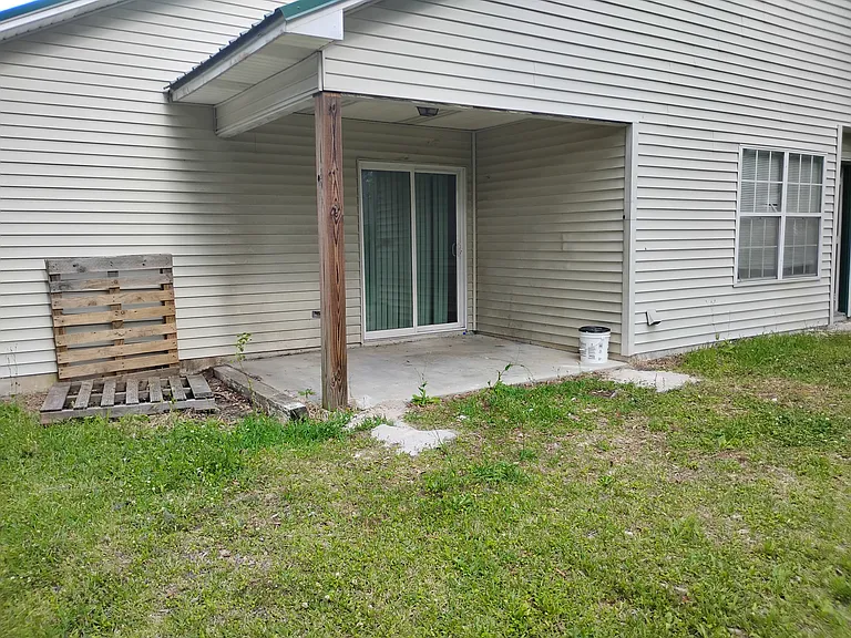 4154 Hickory Ln — Photo 3
