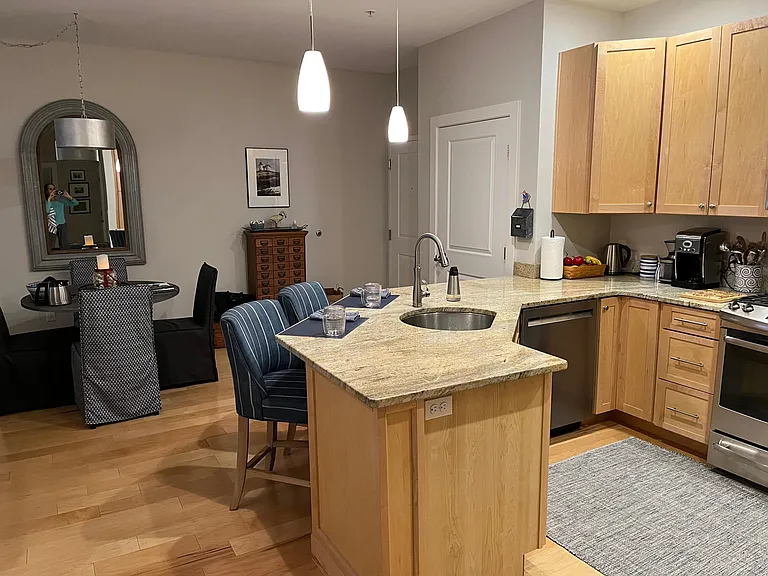 22 Hancock St #402 — Photo 14