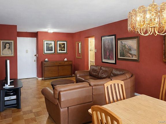 5th image of 650 Shore Road #1S