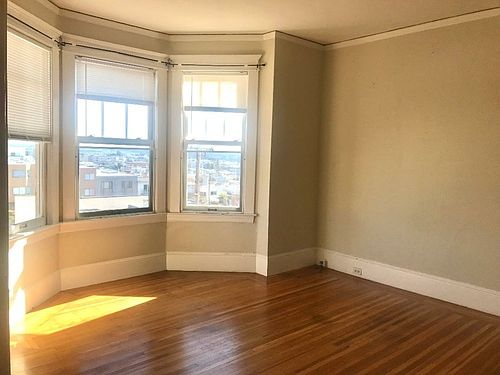 2nd image of 501-38H Avenue 304