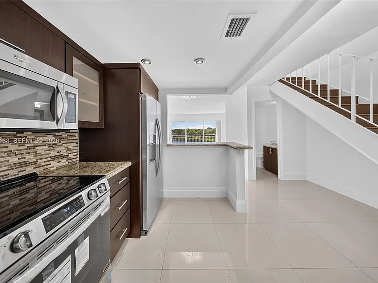 9351 Fontainebleau Blvd #B415 — Photo 7