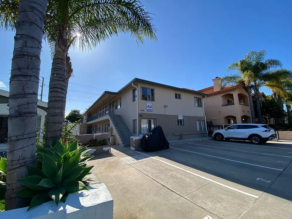 4458 Kansas St #5