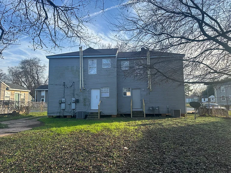 1219 Estelle St — Photo 11