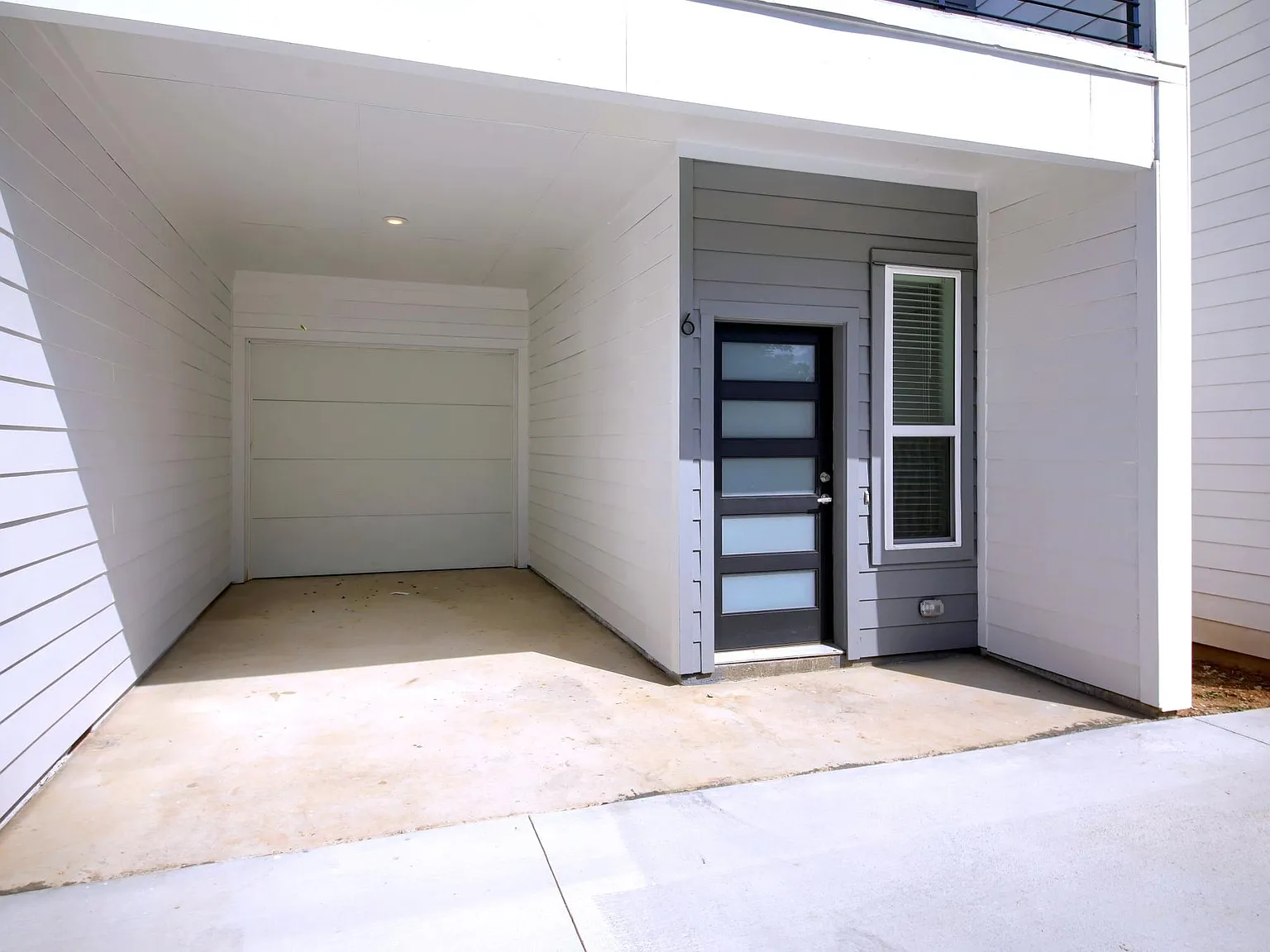 2 bed, 1350 sqft, $2,350 — Photo 1