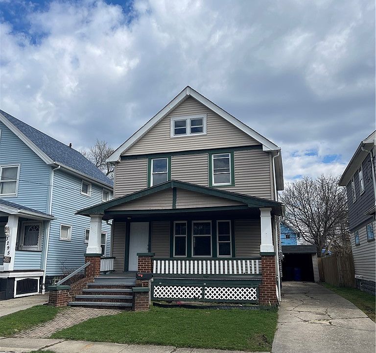 1st image of 3303 W 90th St