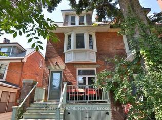 82 Indian Rd #4, Toronto, ON M6R2V4
