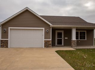803 E Van Buren St, Mount Ayr, IA 50854