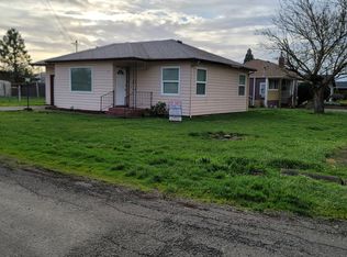 610 S 8th St, Lebanon, OR 97355