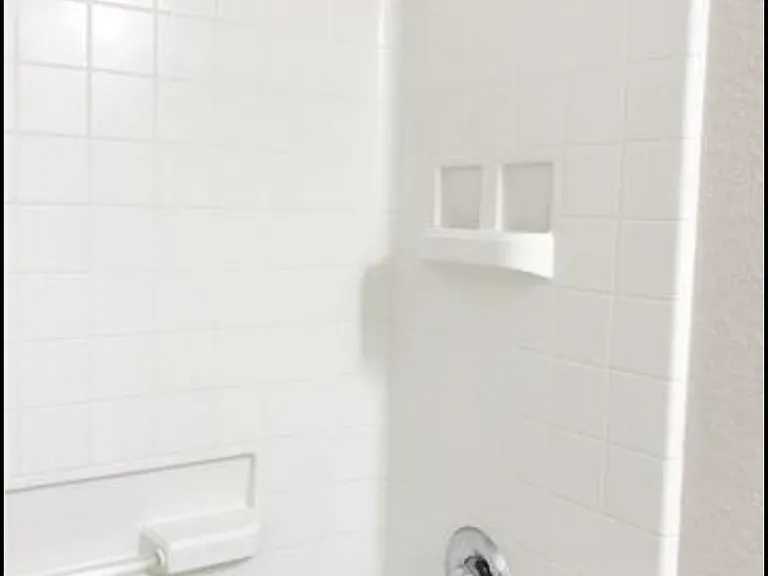 5125 Bayridge Ct — Photo 2