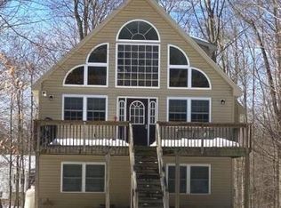 1123 Shasta Dr, Pocono Lake, PA 18347