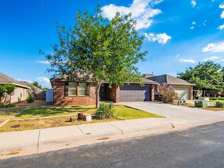 1118 Cedar Creek Rd — Photo 1