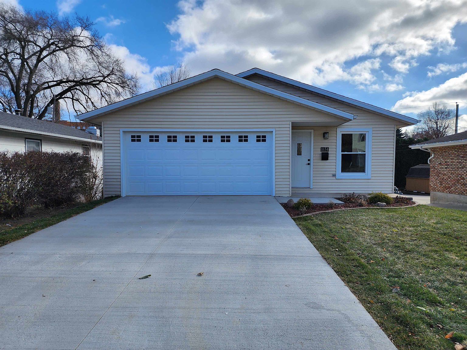 1654 Marmora Ave, Dubuque, IA 52001 Zillow