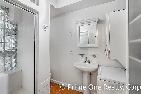 Rented by Prime One Realty Corp | media 4