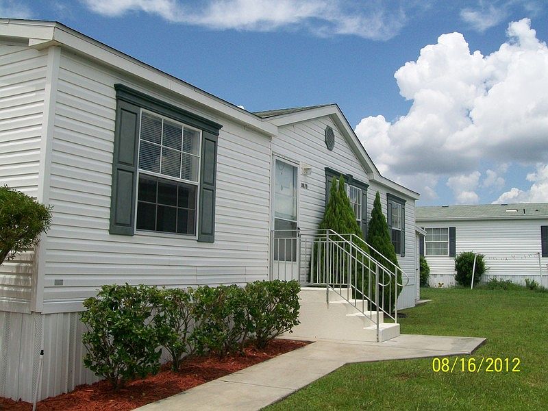 1st image of 3875 Covington Dr